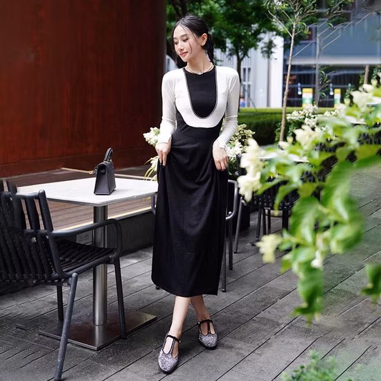 新しいファッション格安カスタムデジタルプリントサテン生地ストックロットテラスアンウォルマートパラムジェファルタロパドレス